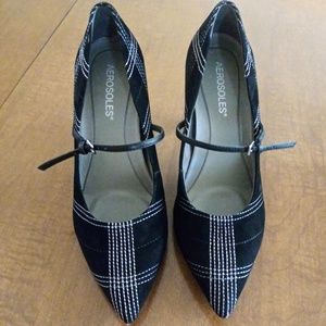 Aerosoles 8M Tax Return Black Suede Heels